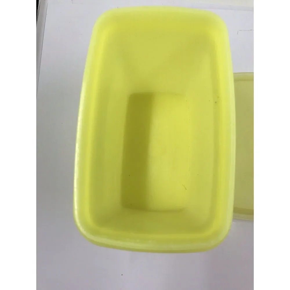 Tupperware 1243-3 Yellow Shelf Saver 2 Storage Containers With Lids Vintage